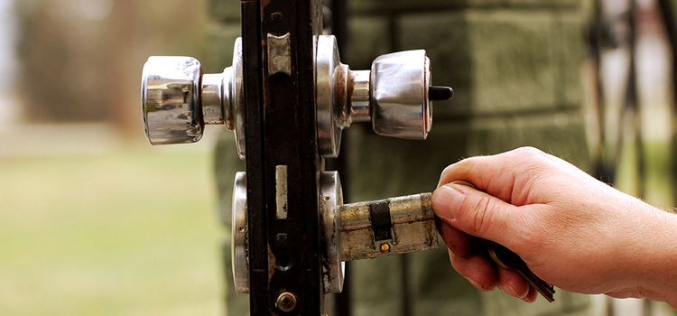 front door latch repair Newark