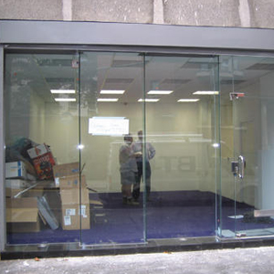 shop front door repair Newark